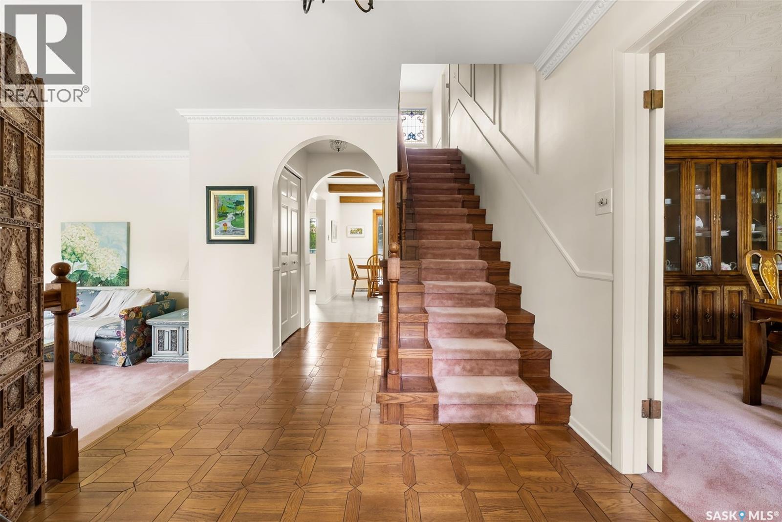 Single Family House 2 Level for Sale in  Lowry PLACE Regina 