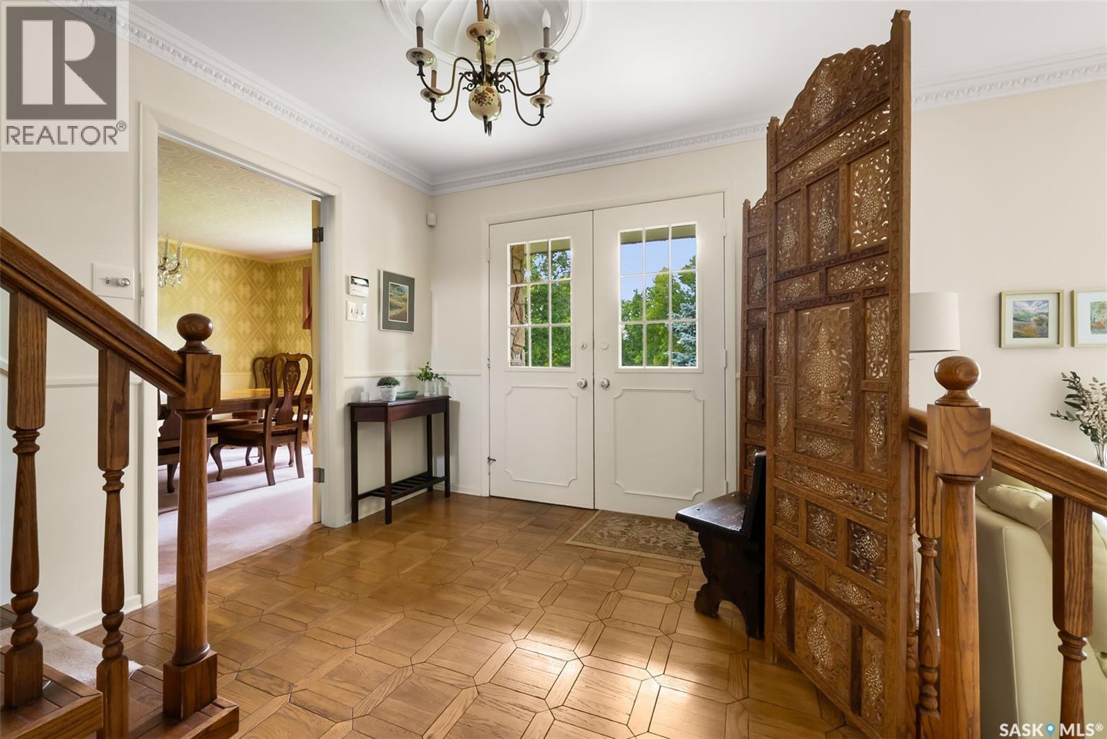 Single Family House 2 Level for Sale in  Lowry PLACE Regina 