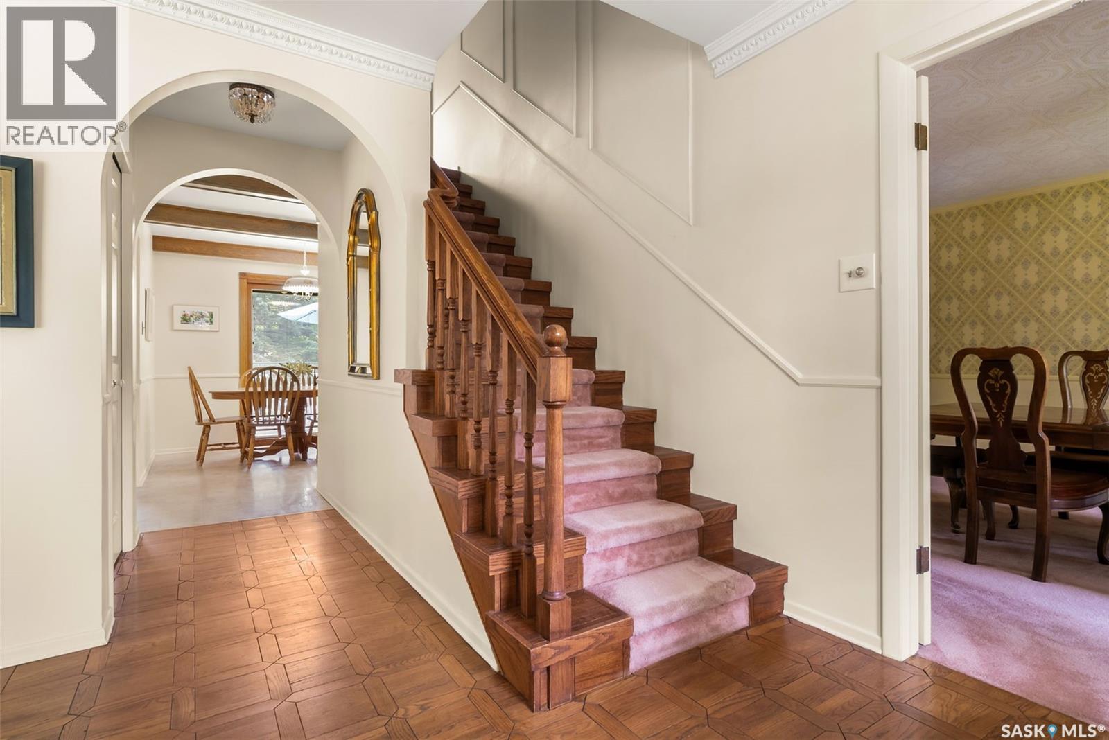 Single Family House 2 Level for Sale in  Lowry PLACE Regina 