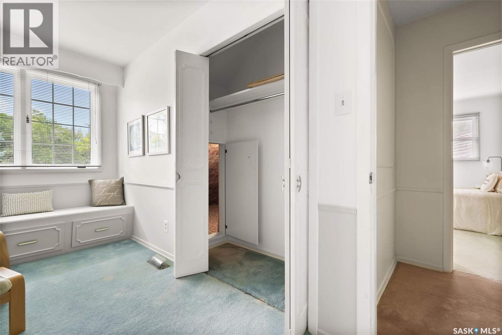 Single Family House 2 Level for Sale in  Lowry PLACE Regina 