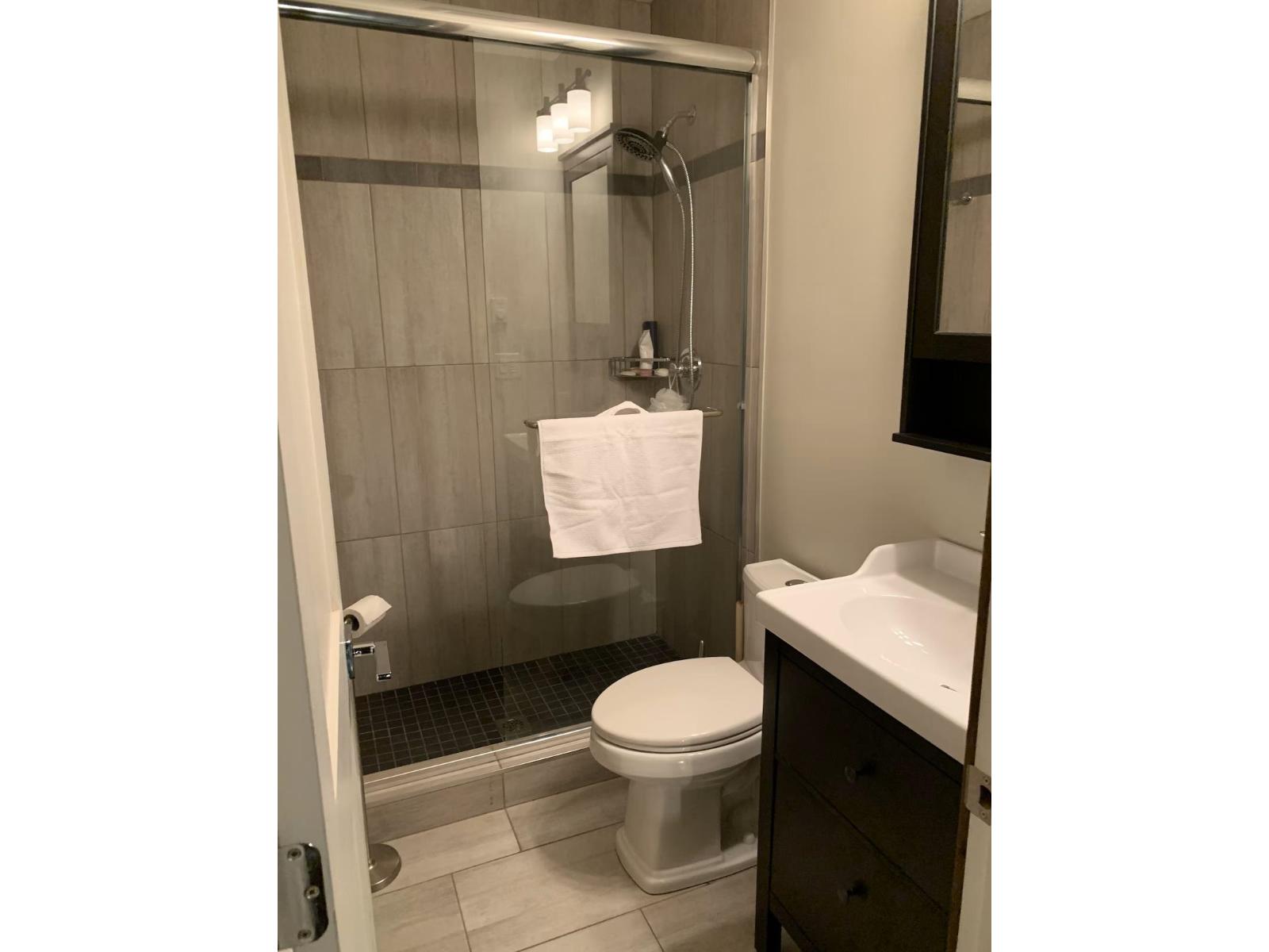 1 20921 SNOWFLAKE CRESCENT, Mission