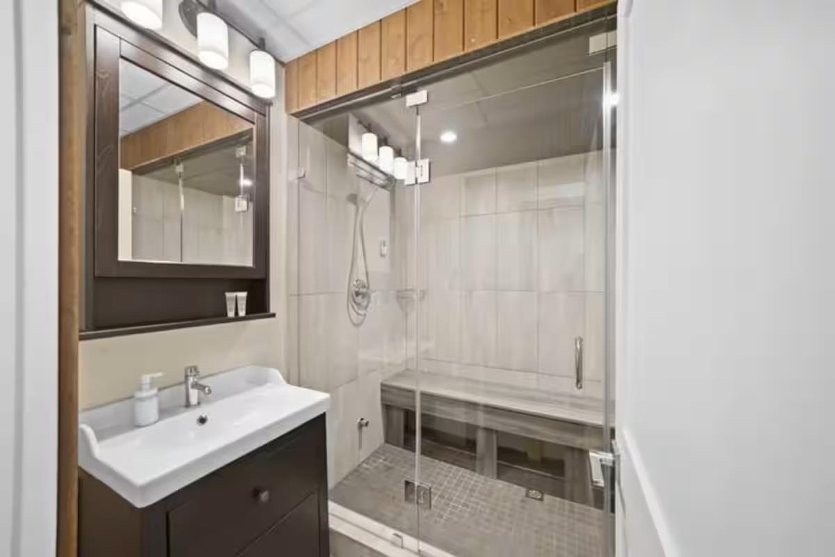 1 20921 SNOWFLAKE CRESCENT, Mission