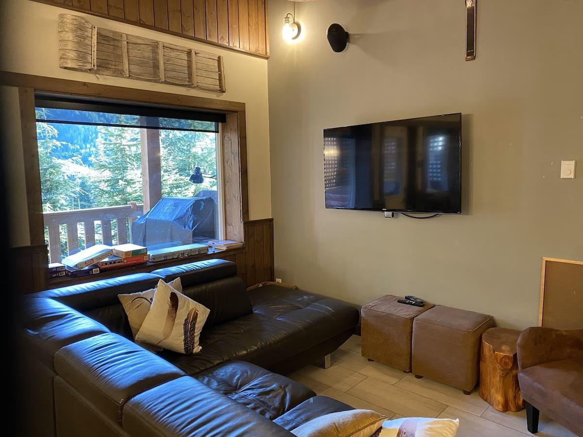 1 20921 SNOWFLAKE CRESCENT, Mission