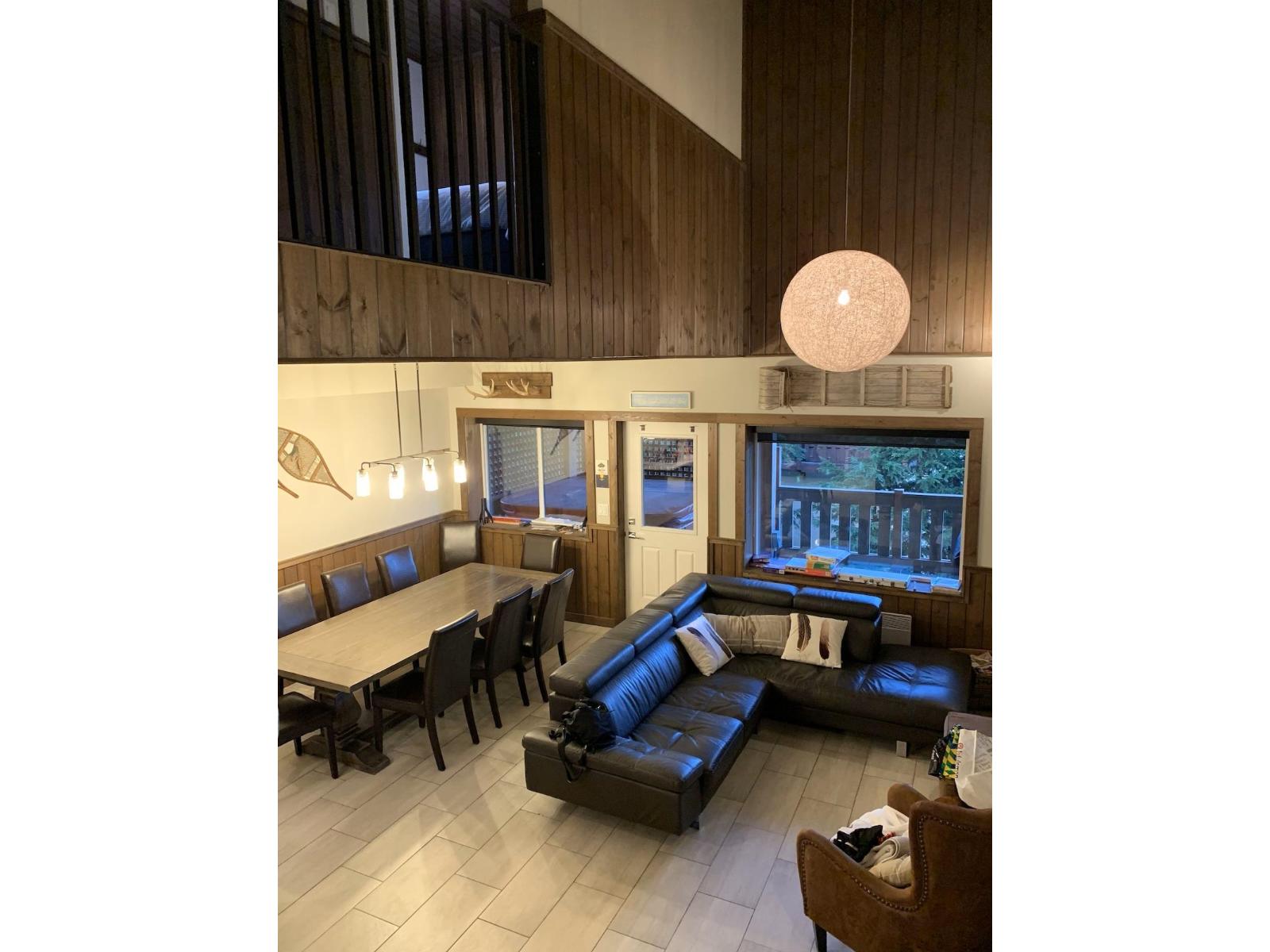 1 20921 SNOWFLAKE CRESCENT, Mission