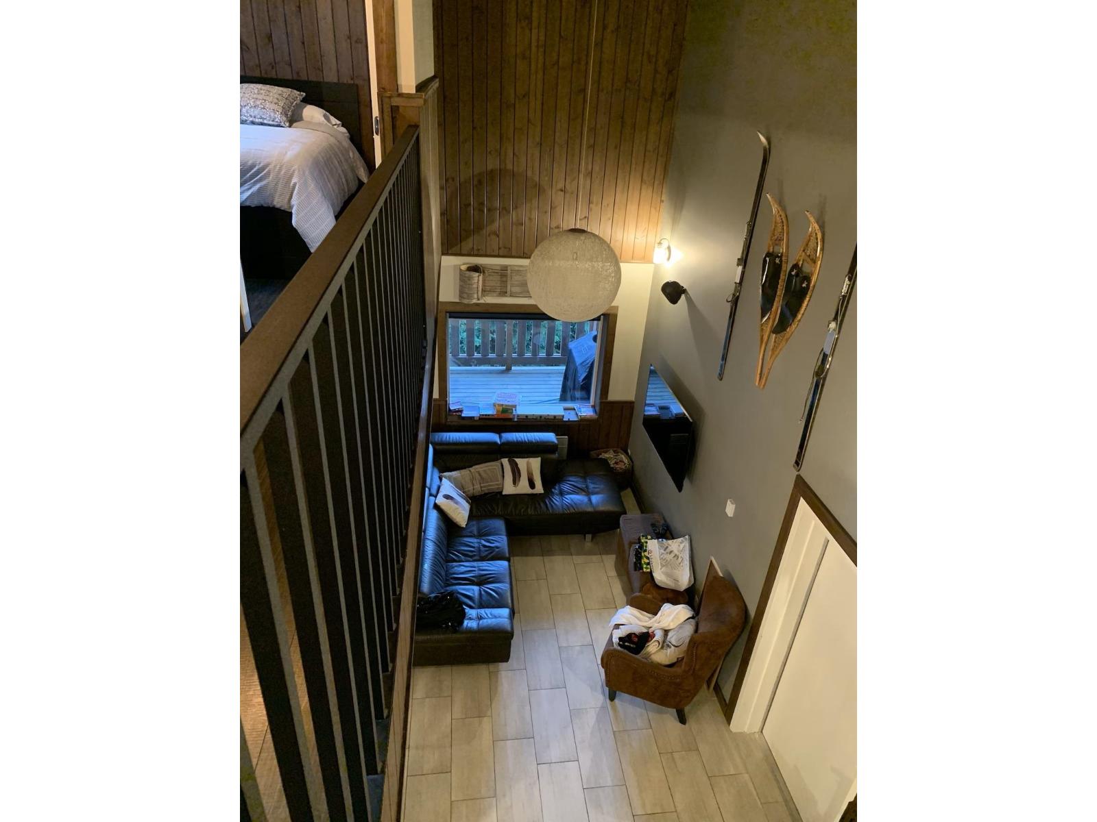 1 20921 SNOWFLAKE CRESCENT, Mission