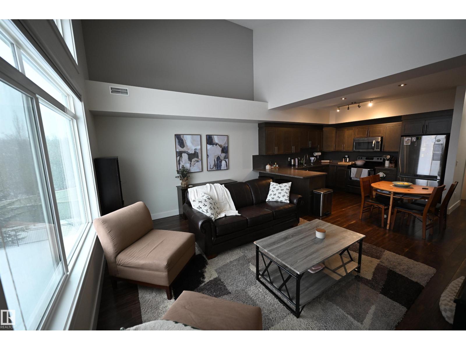 #302 279 Wye RD, Sherwood Park