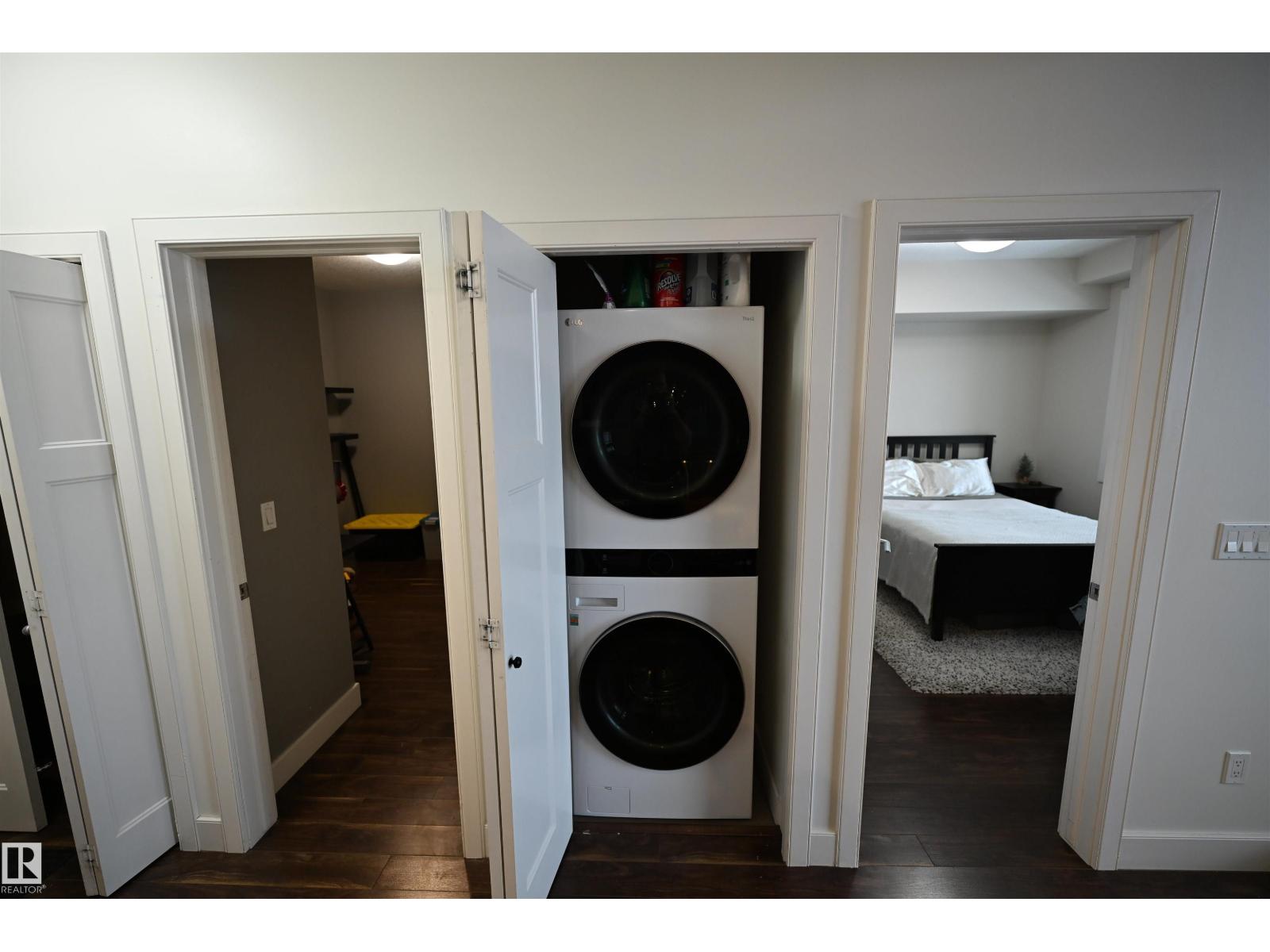 #302 279 Wye RD, Sherwood Park