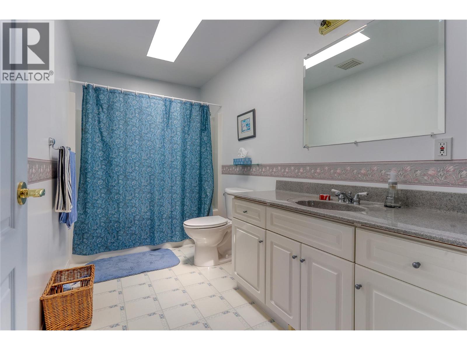 1495 VICTORIA Avenue, Rossland