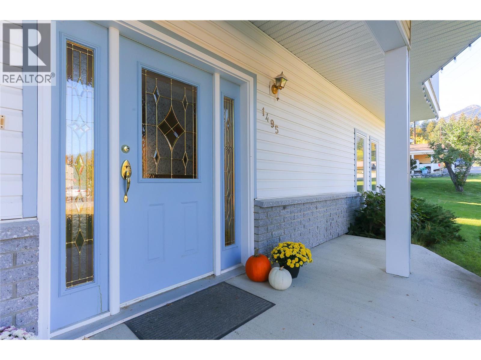 1495 VICTORIA Avenue, Rossland