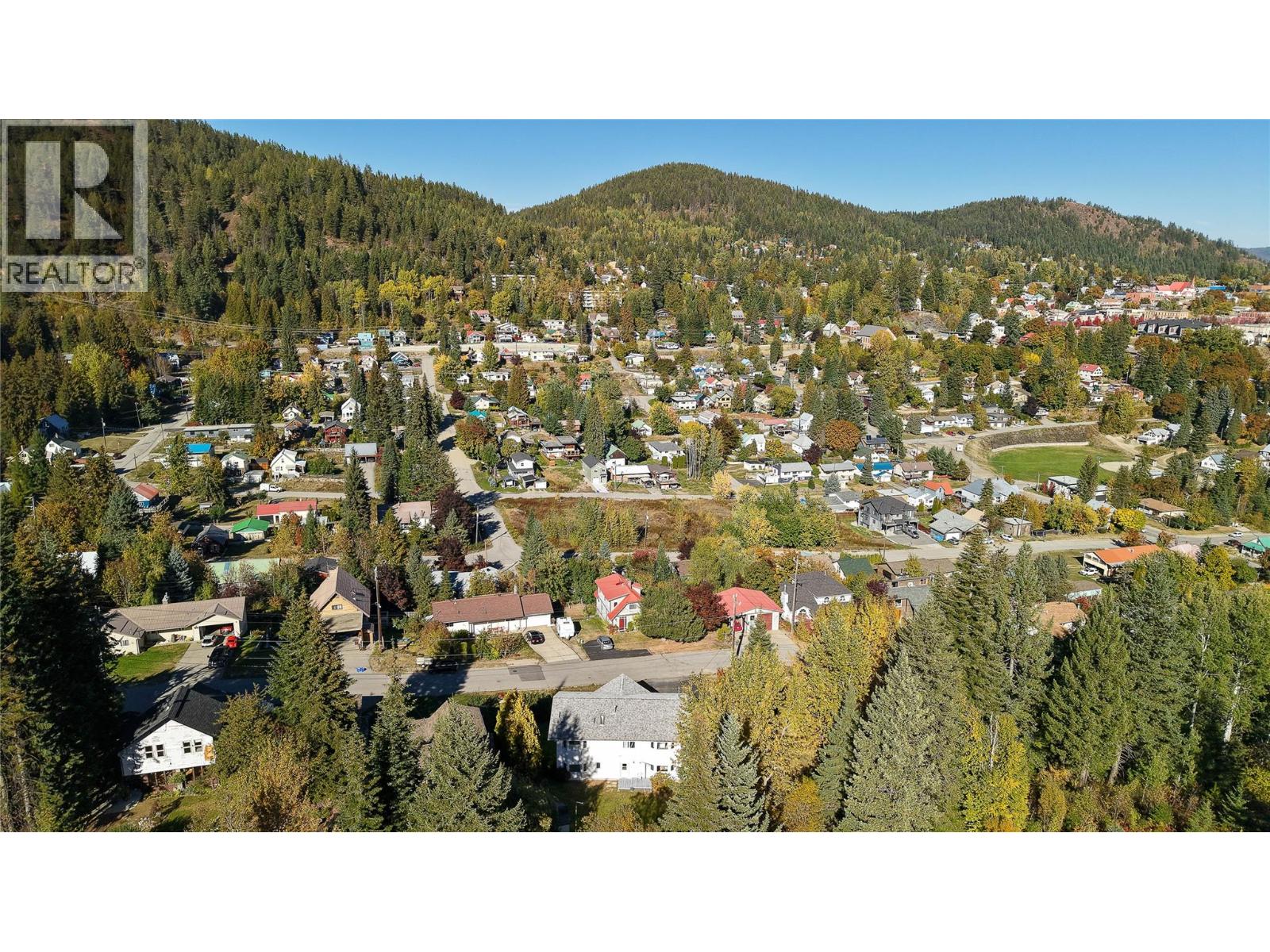 1495 VICTORIA Avenue, Rossland