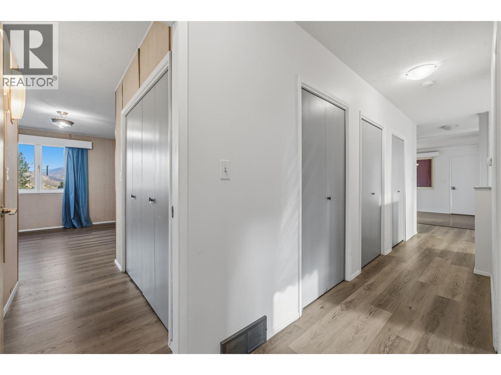  2215 Bridgeview Road, West Kelowna