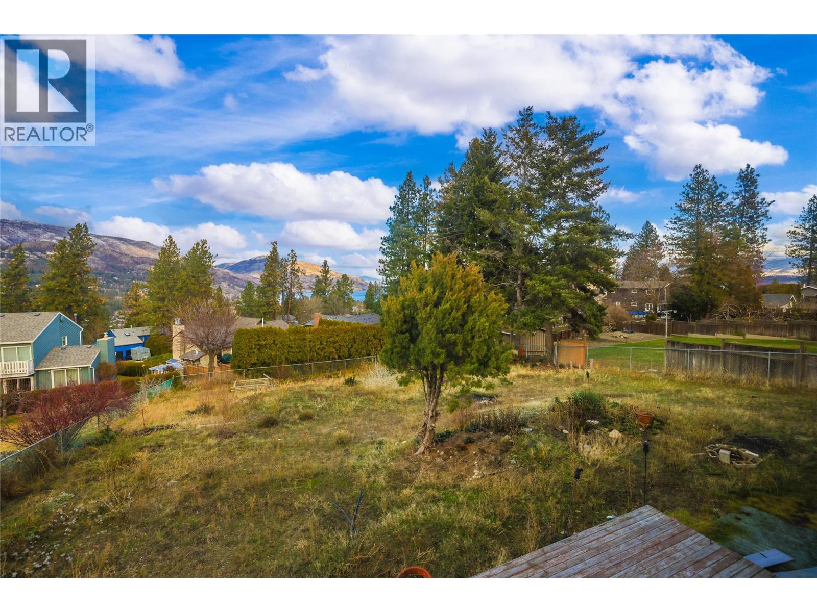  2215 Bridgeview Road, West Kelowna