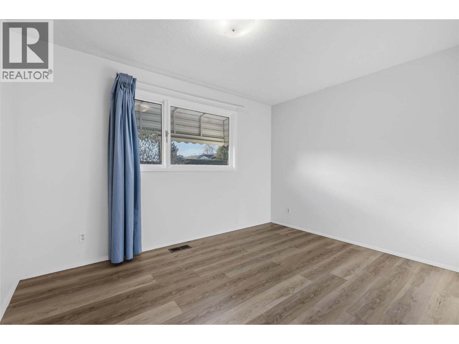  2215 Bridgeview Road, West Kelowna