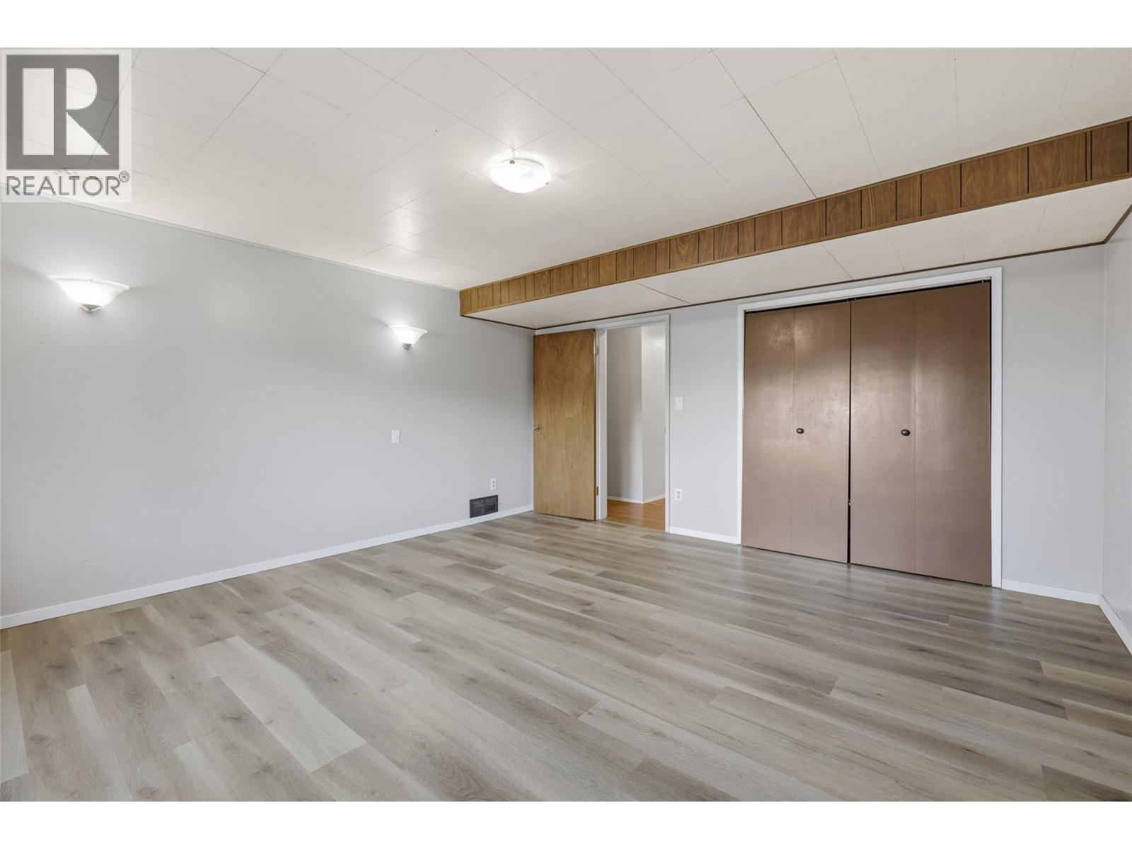  2215 Bridgeview Road, West Kelowna