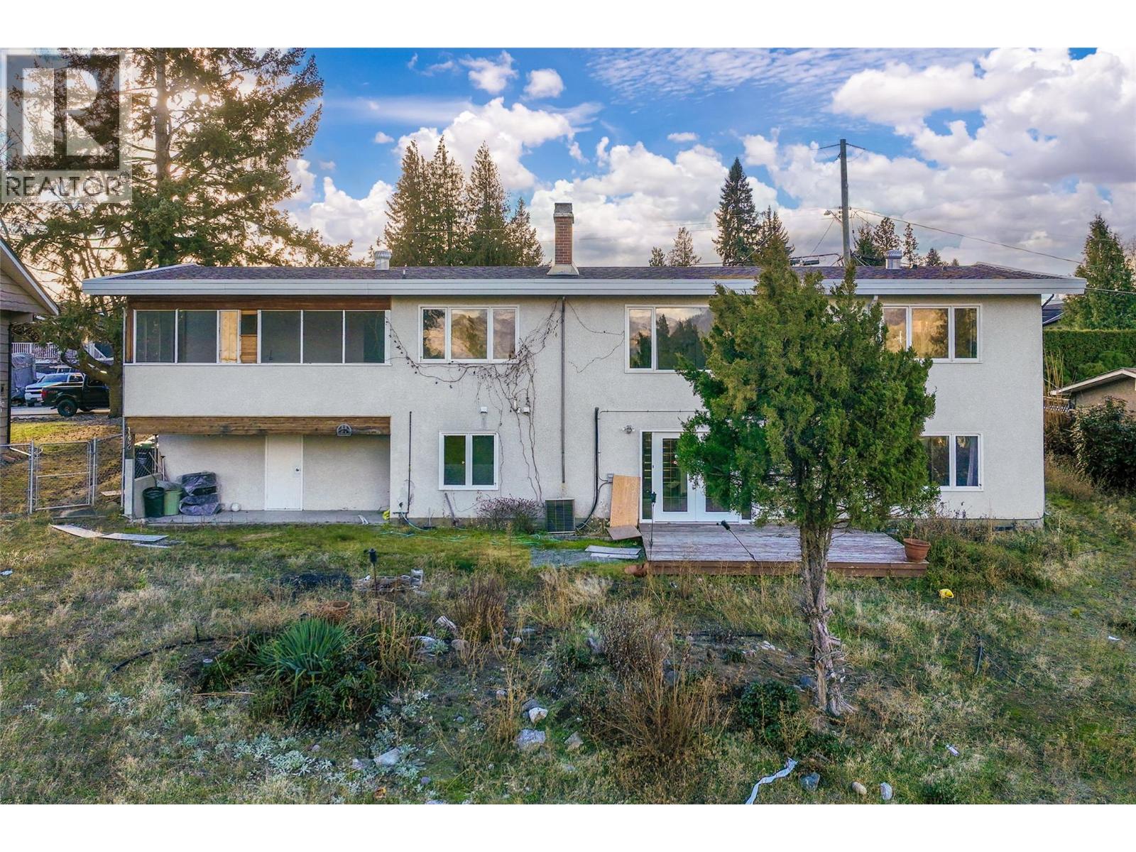  2215 Bridgeview Road, West Kelowna