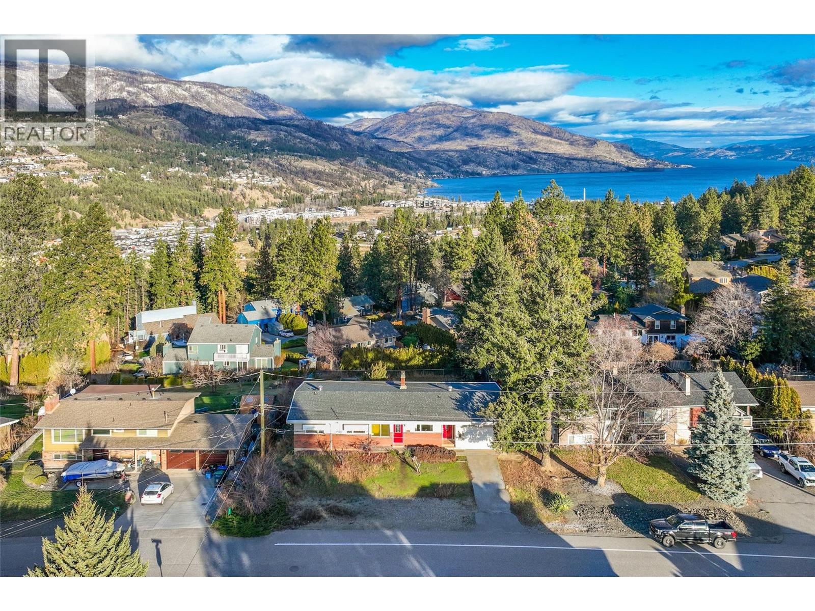  2215 Bridgeview Road, West Kelowna