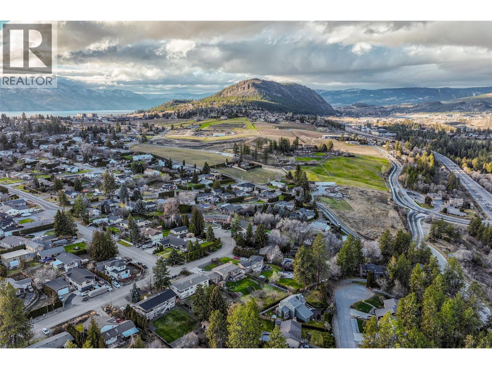  2215 Bridgeview Road, West Kelowna