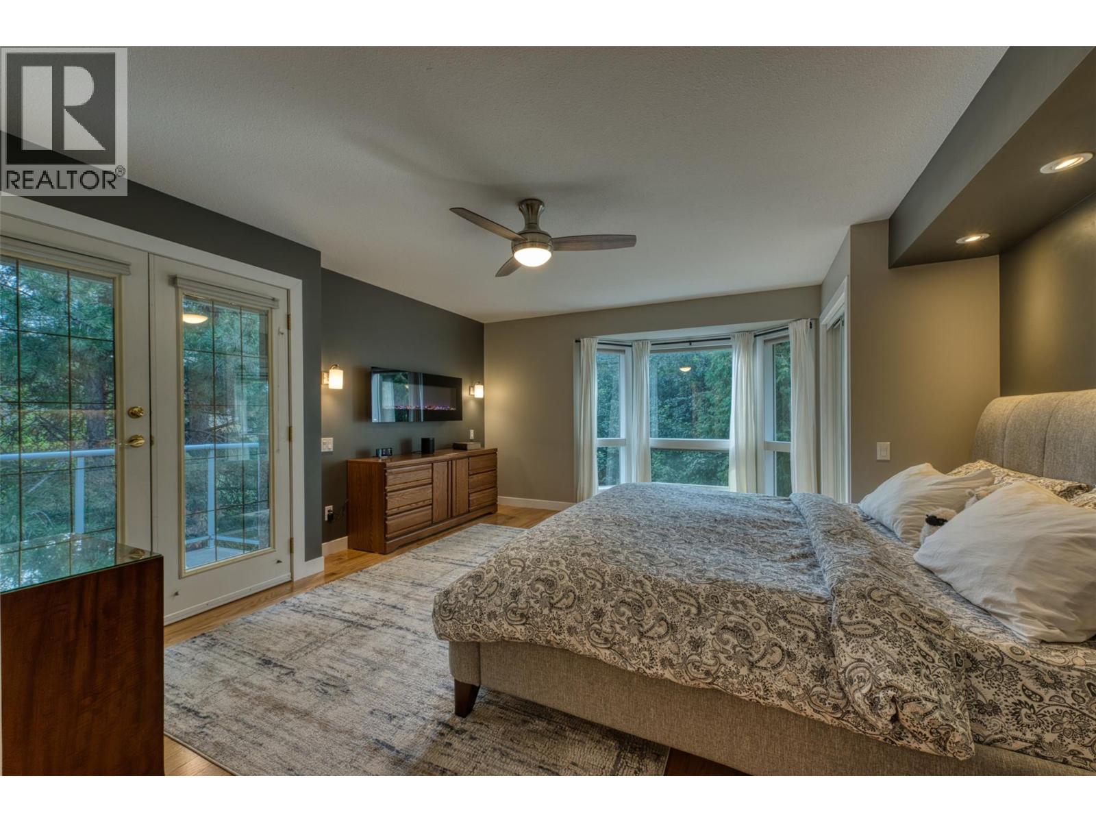 9 980 Dilworth Drive, Kelowna