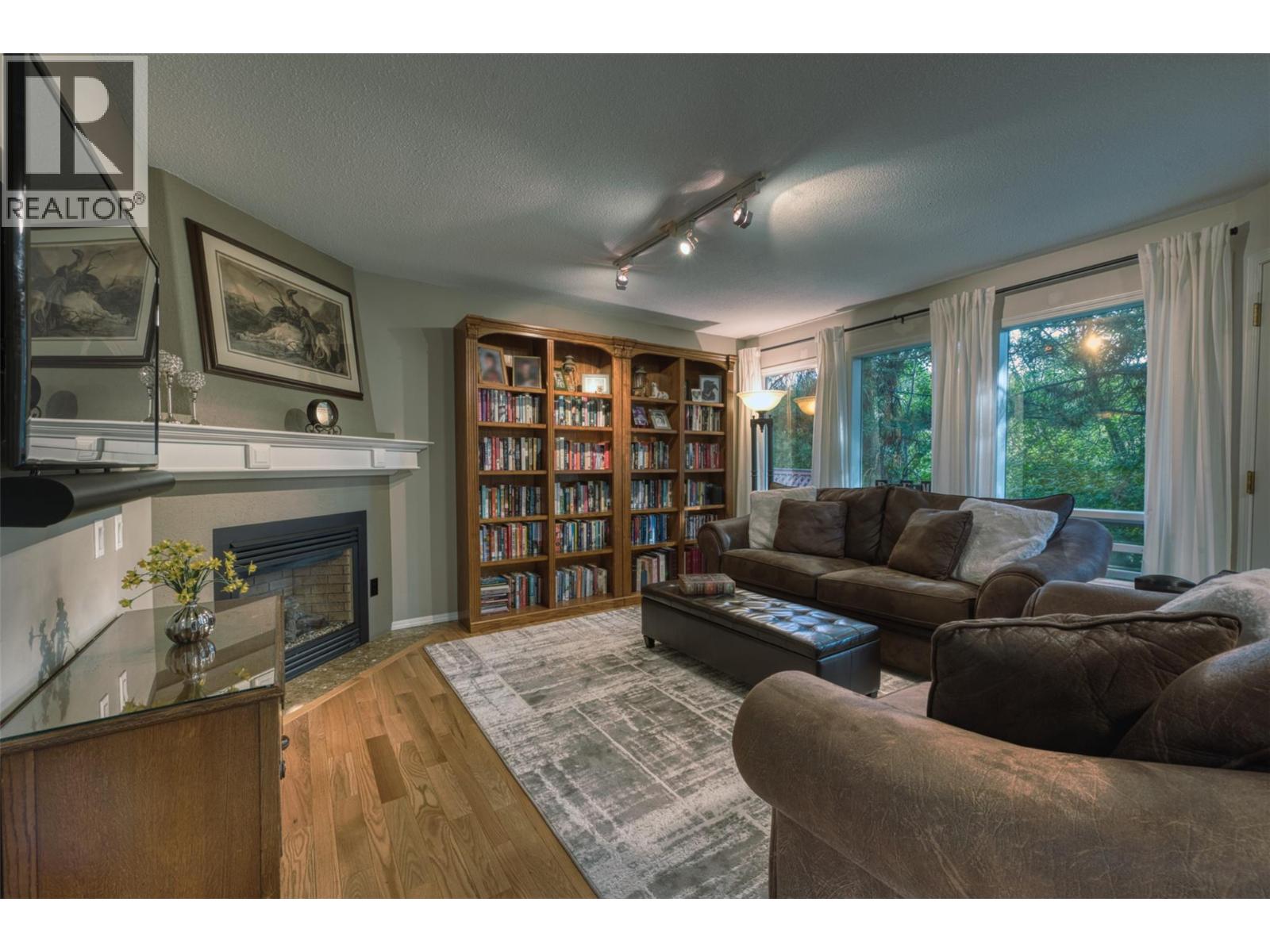 9 980 Dilworth Drive, Kelowna