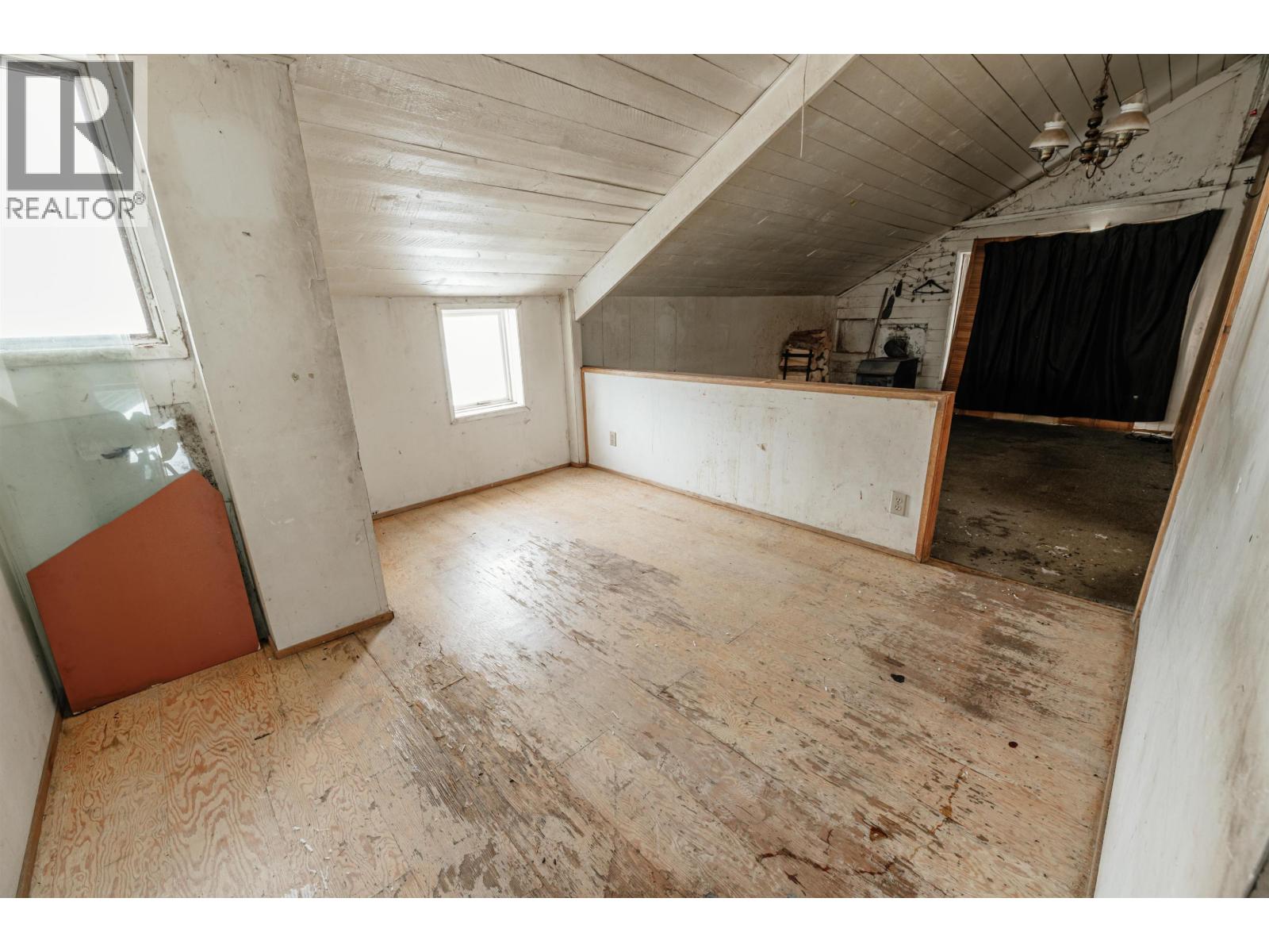 1436 S CARIBOO 97 HIGHWAY - 20