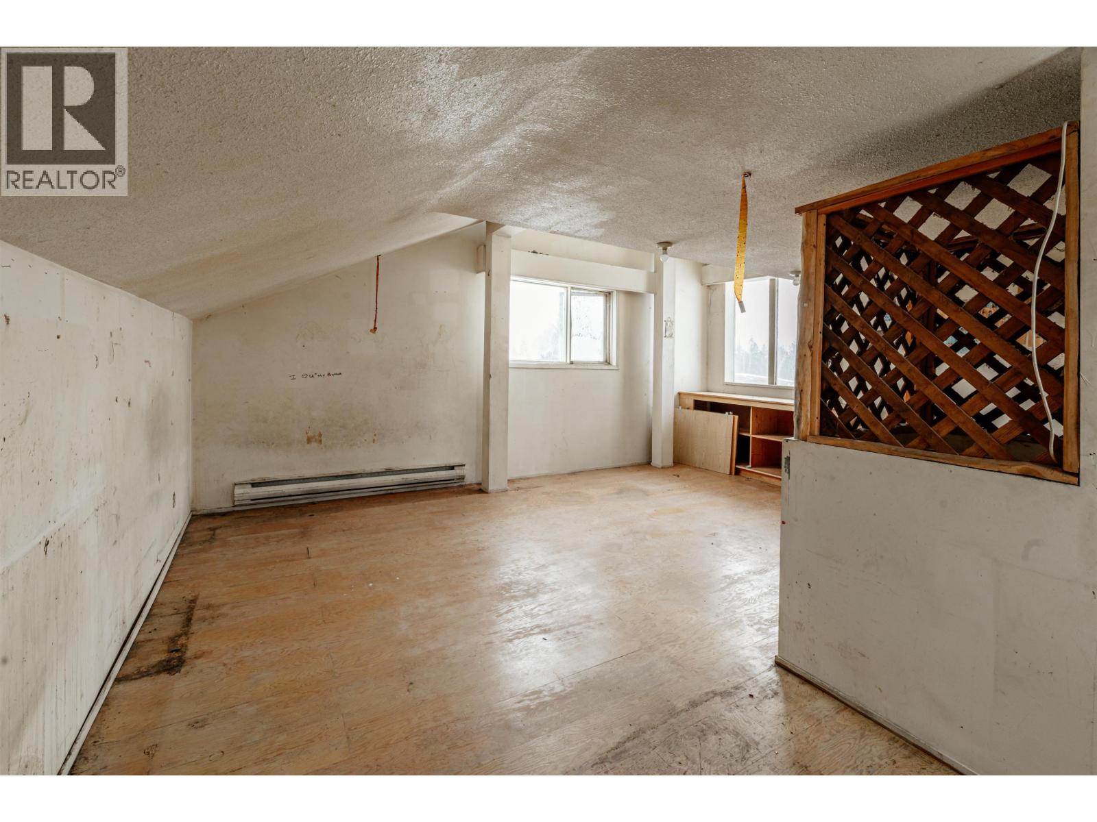 1436 S CARIBOO 97 HIGHWAY - 27