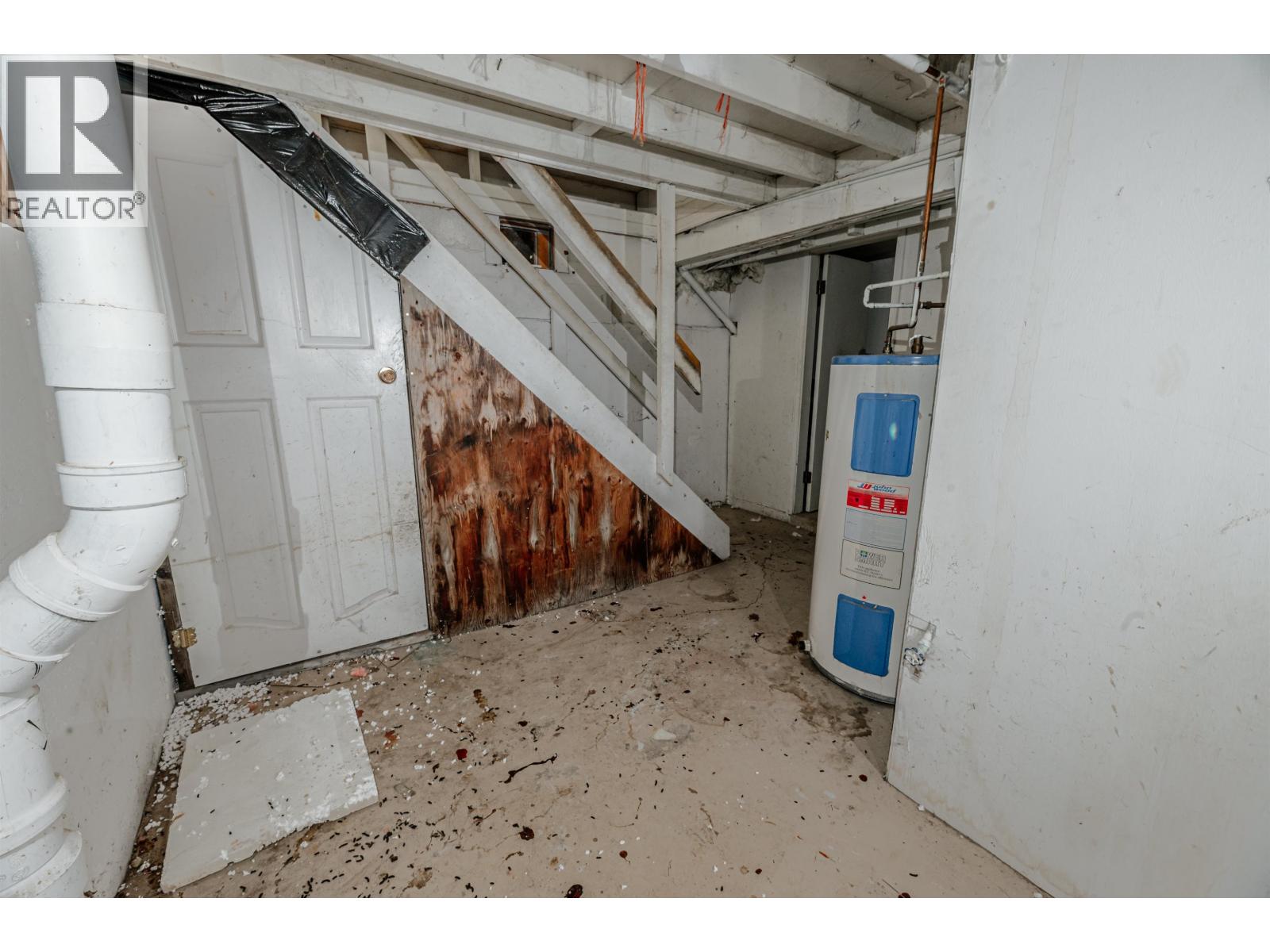 1436 S CARIBOO 97 HIGHWAY - 34