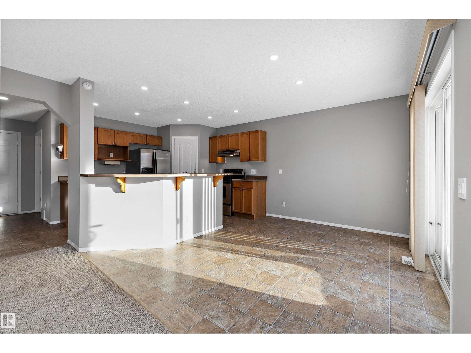 17 FOXBORO LN, Sherwood Park