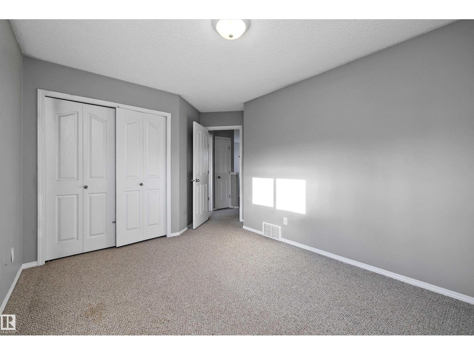 17 FOXBORO LN, Sherwood Park