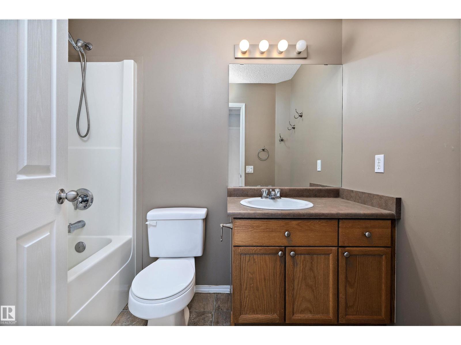 17 FOXBORO LN, Sherwood Park