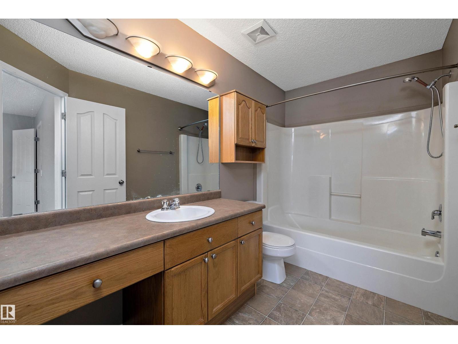 17 FOXBORO LN, Sherwood Park