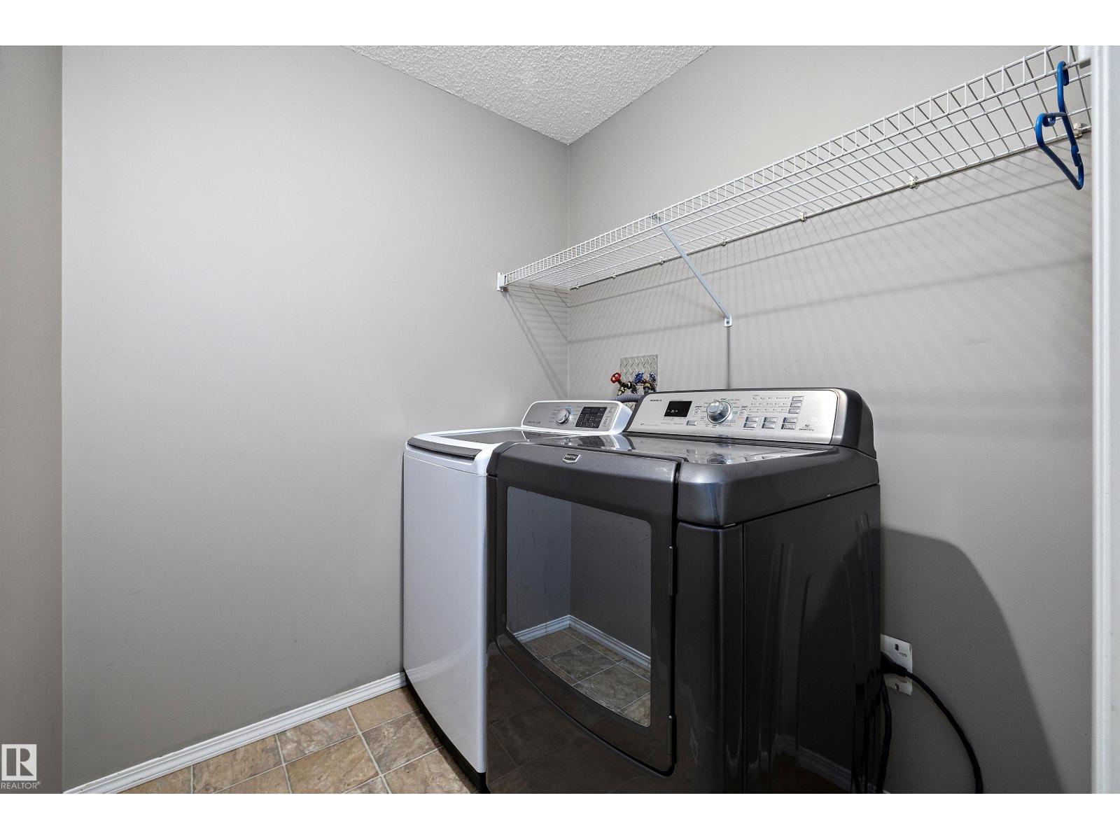 17 FOXBORO LN, Sherwood Park