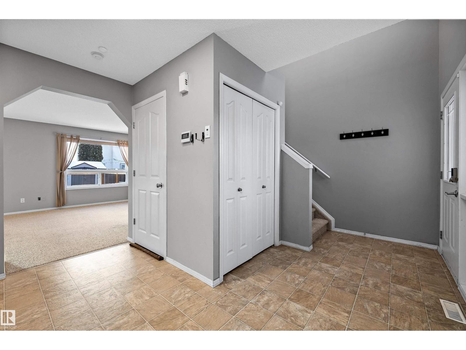 17 FOXBORO LN, Sherwood Park