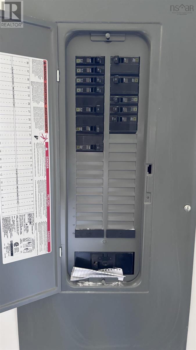 Property 17 of 29 of 3392 HIGHWAY 4