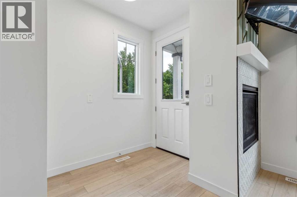 Single Family House for Sale in    Avenue NE Renfrew Calgary 