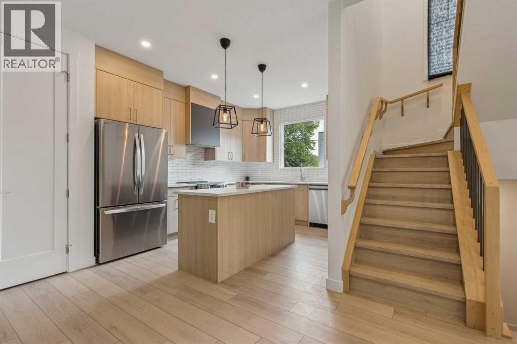 Single Family House for Sale in    Avenue NE Renfrew Calgary 