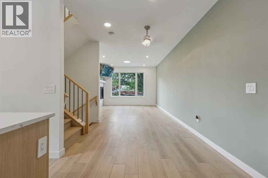 Single Family House for Sale in    Avenue NE Renfrew Calgary 