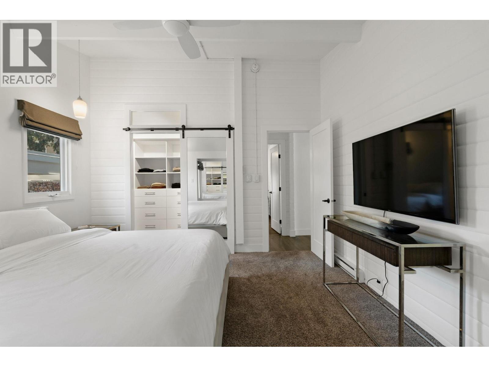  4110 Lakeshore Road, Kelowna