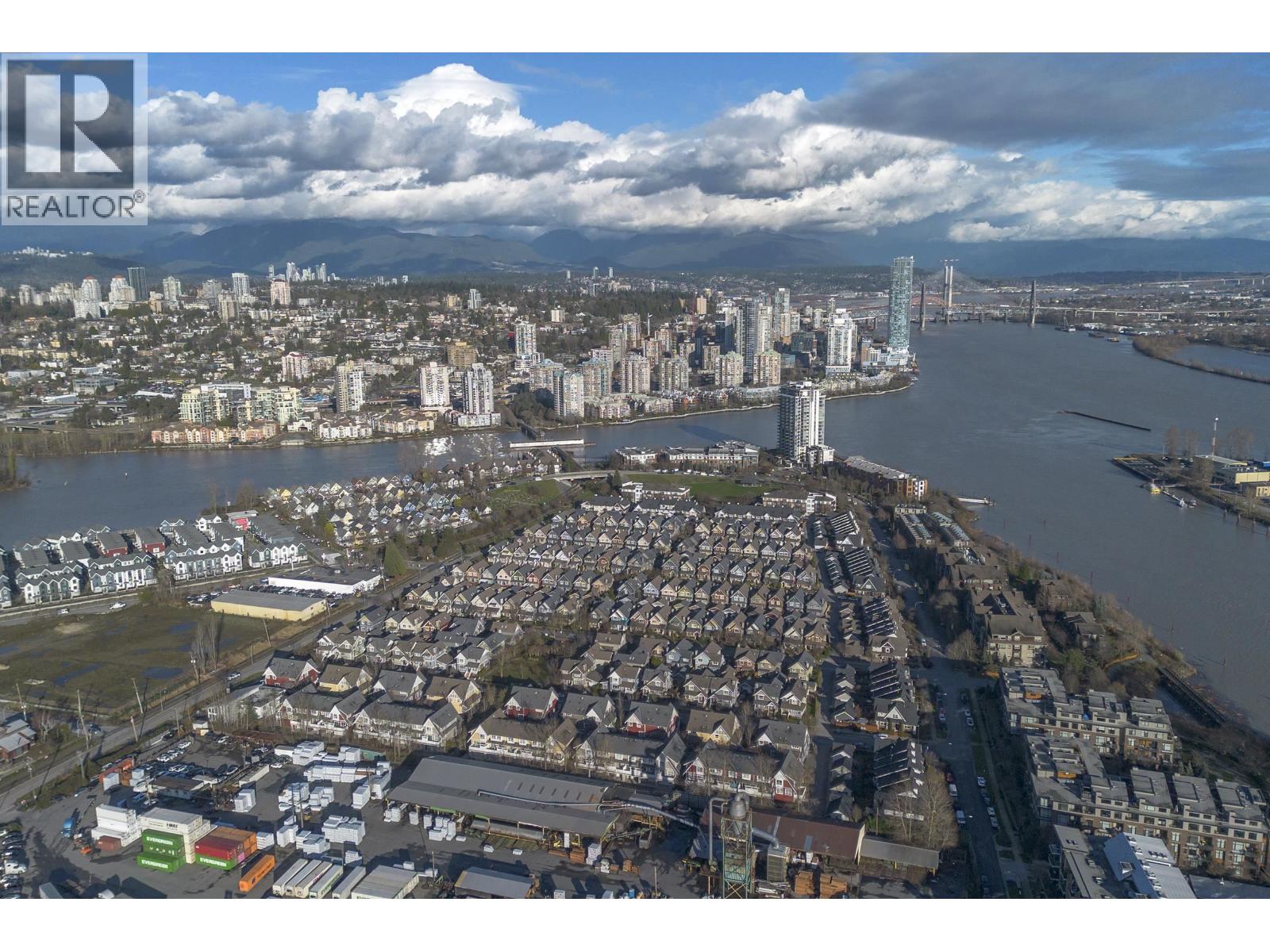 251 PEMBINA STREET, New Westminster