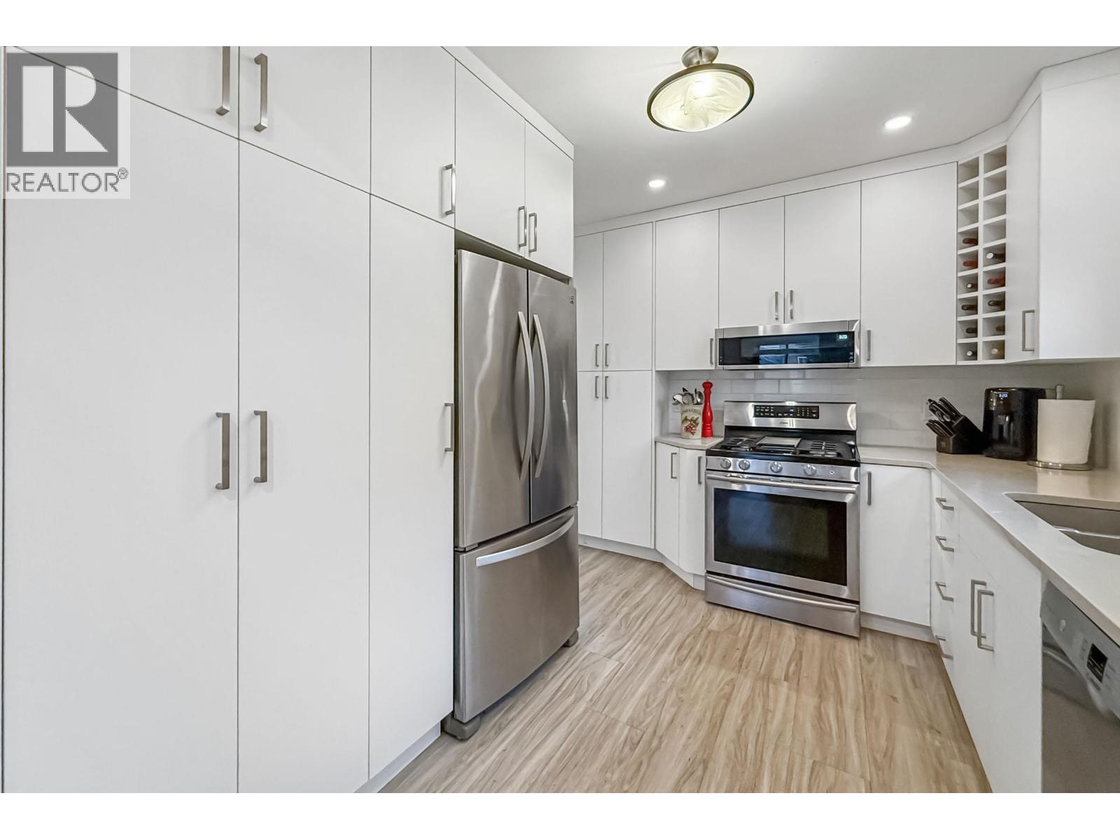 251 PEMBINA STREET, New Westminster