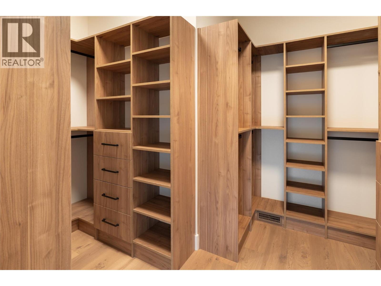  573 Clifton Court, Kelowna