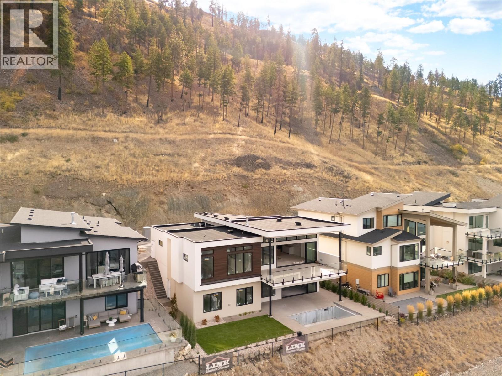  573 Clifton Court, Kelowna