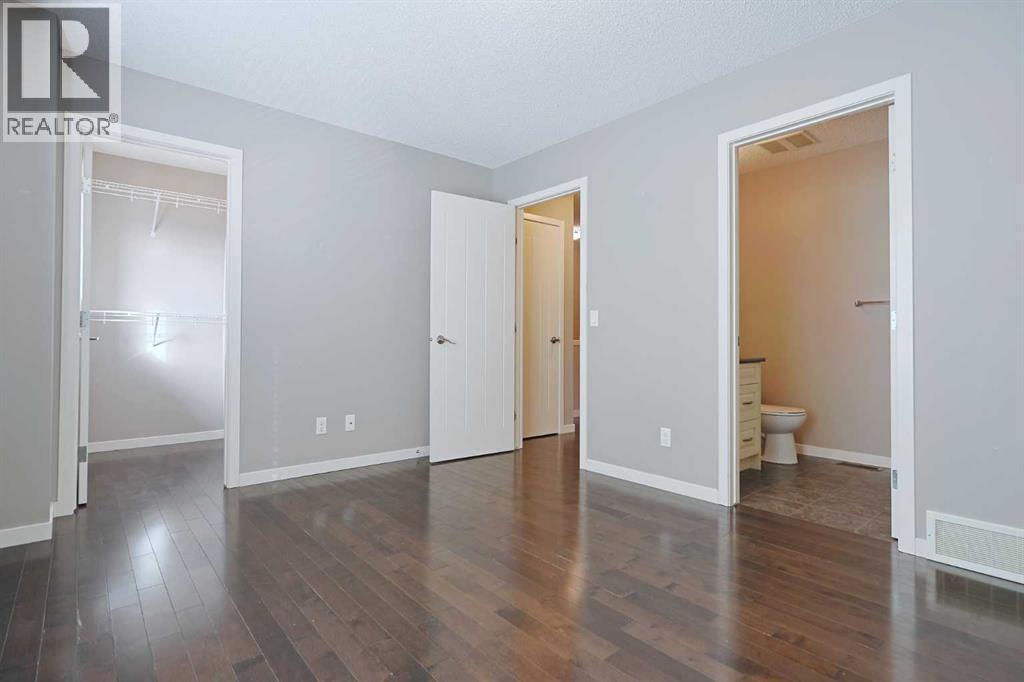 Single Family House for Sale in  Panatella Square NW Panorama Hills Calgary 