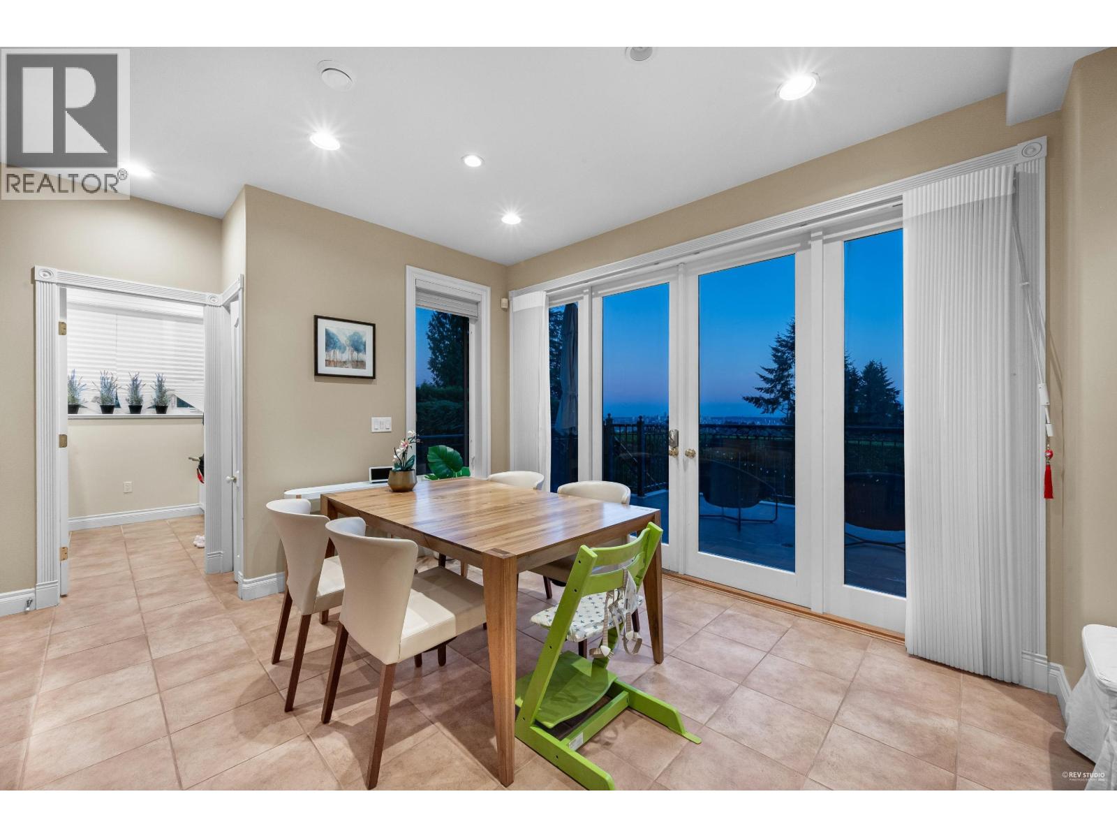 848 FAIRMILE ROAD, West Vancouver