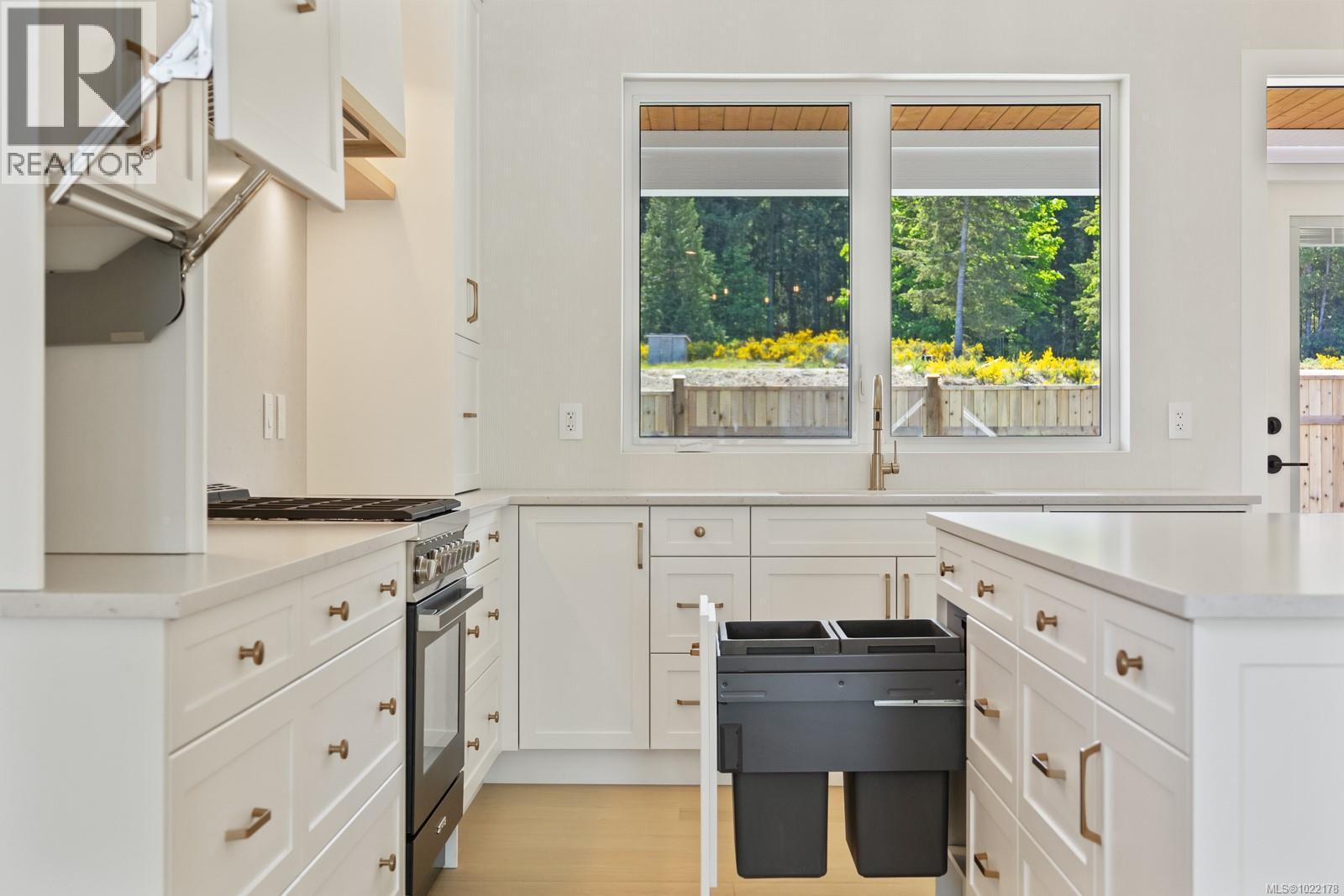 1769 Crown Isle Blvd, Courtenay