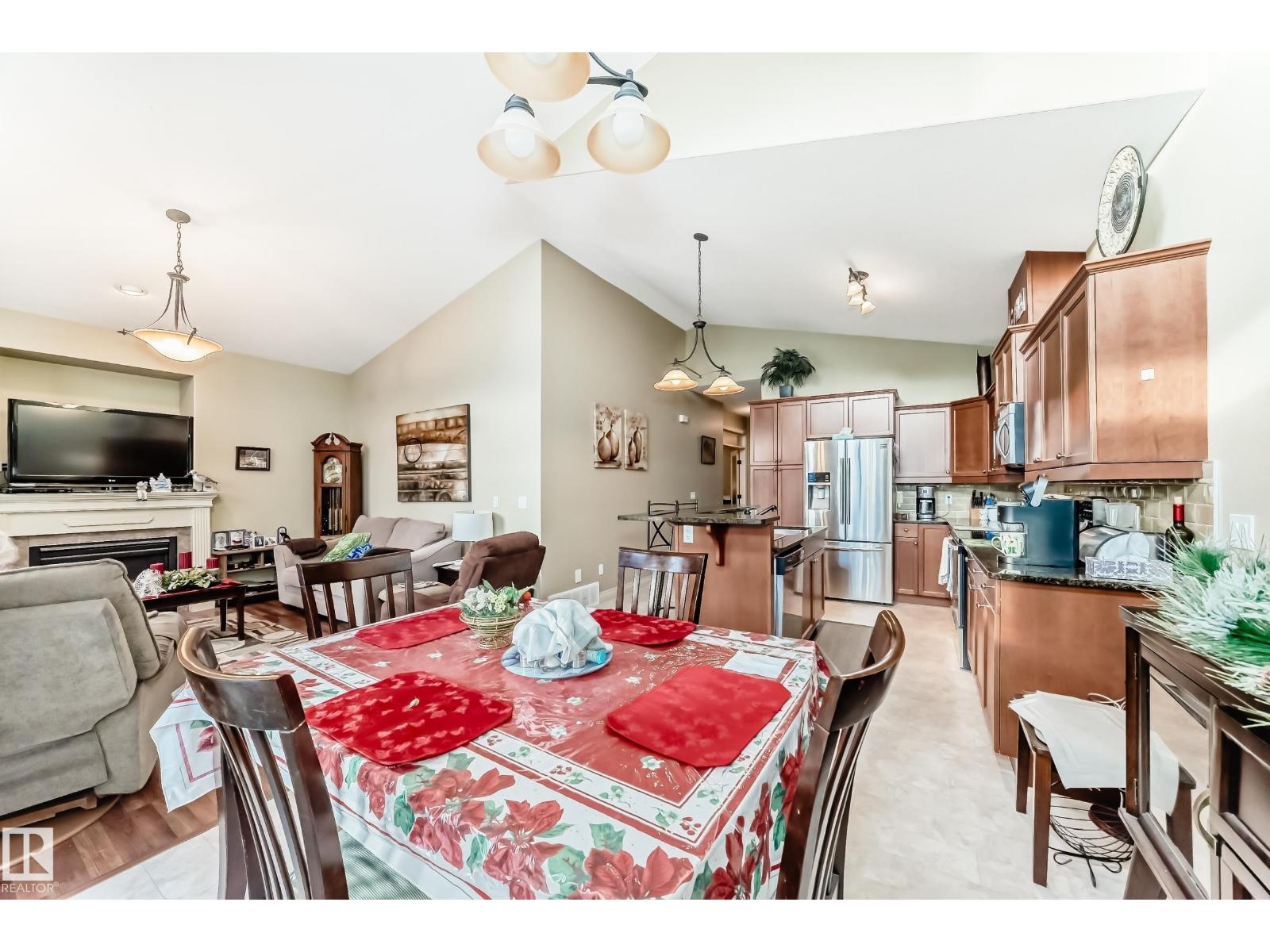 #31 1407 GLASTONBURY BV NW, Edmonton