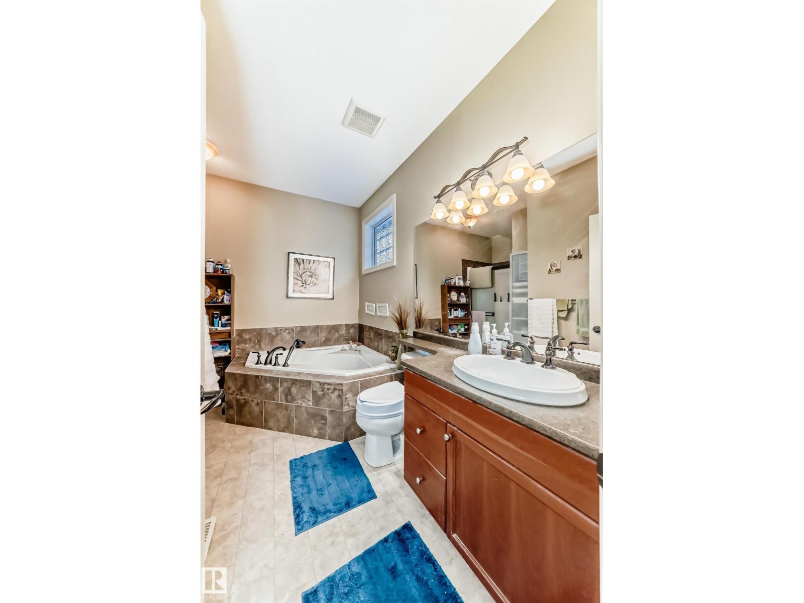 #31 1407 GLASTONBURY BV NW, Edmonton