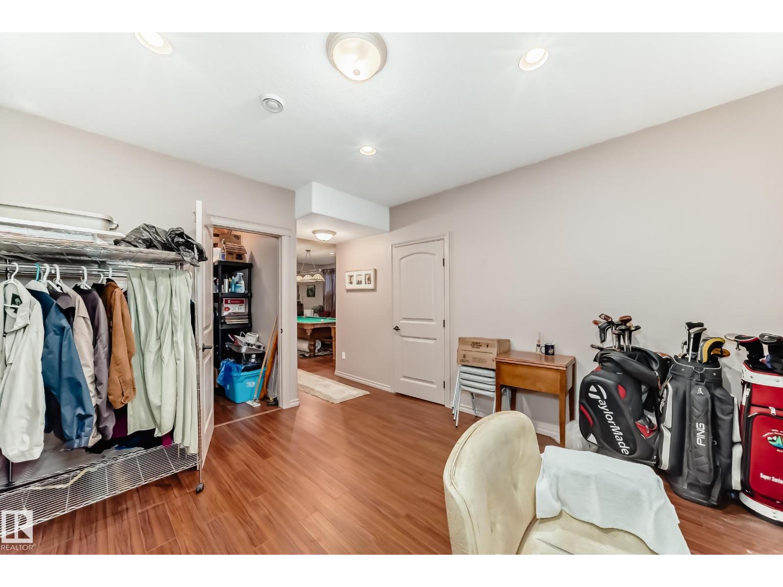 #31 1407 GLASTONBURY BV NW, Edmonton