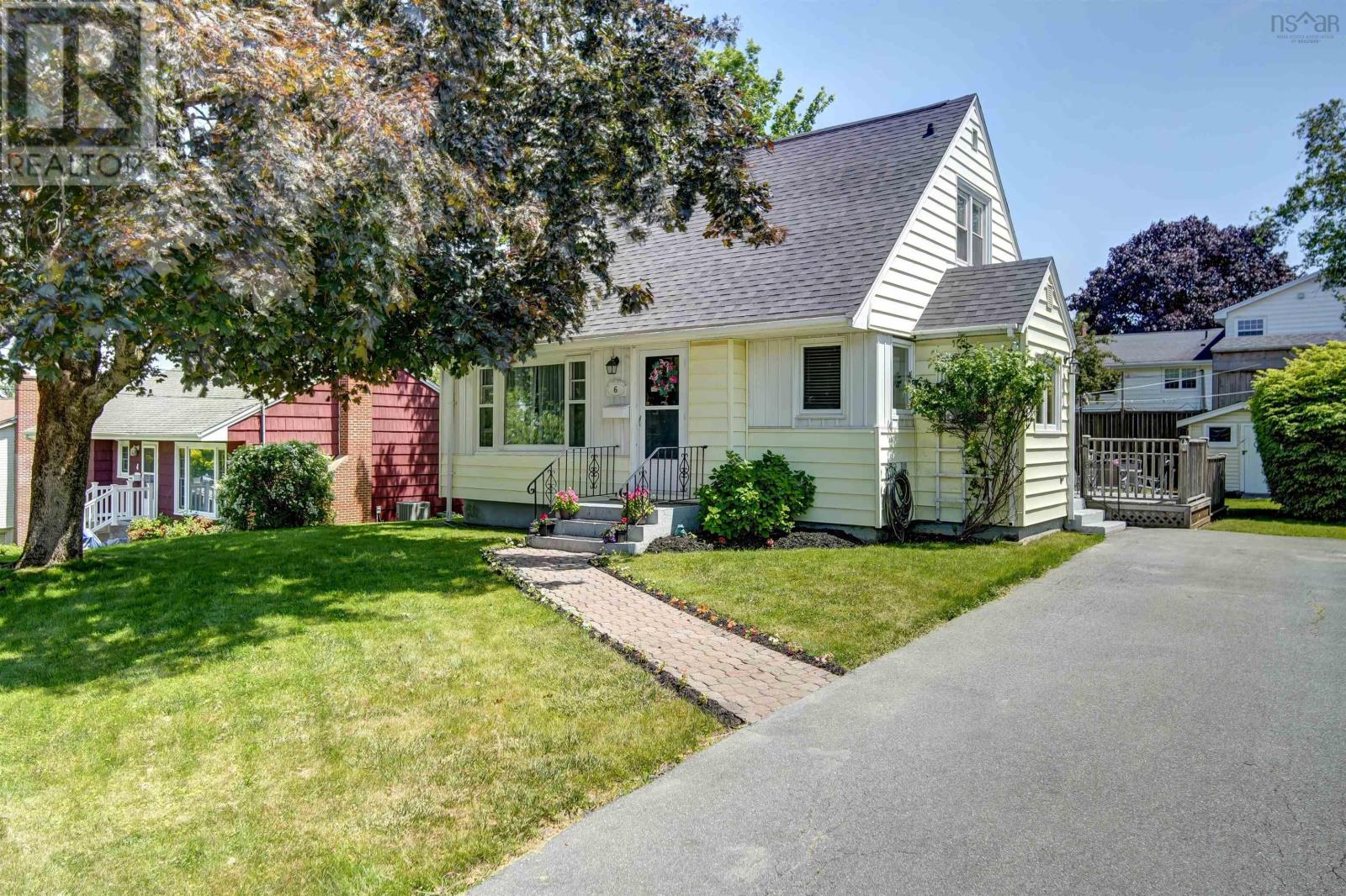 Property photo of 6 Piers Avenue