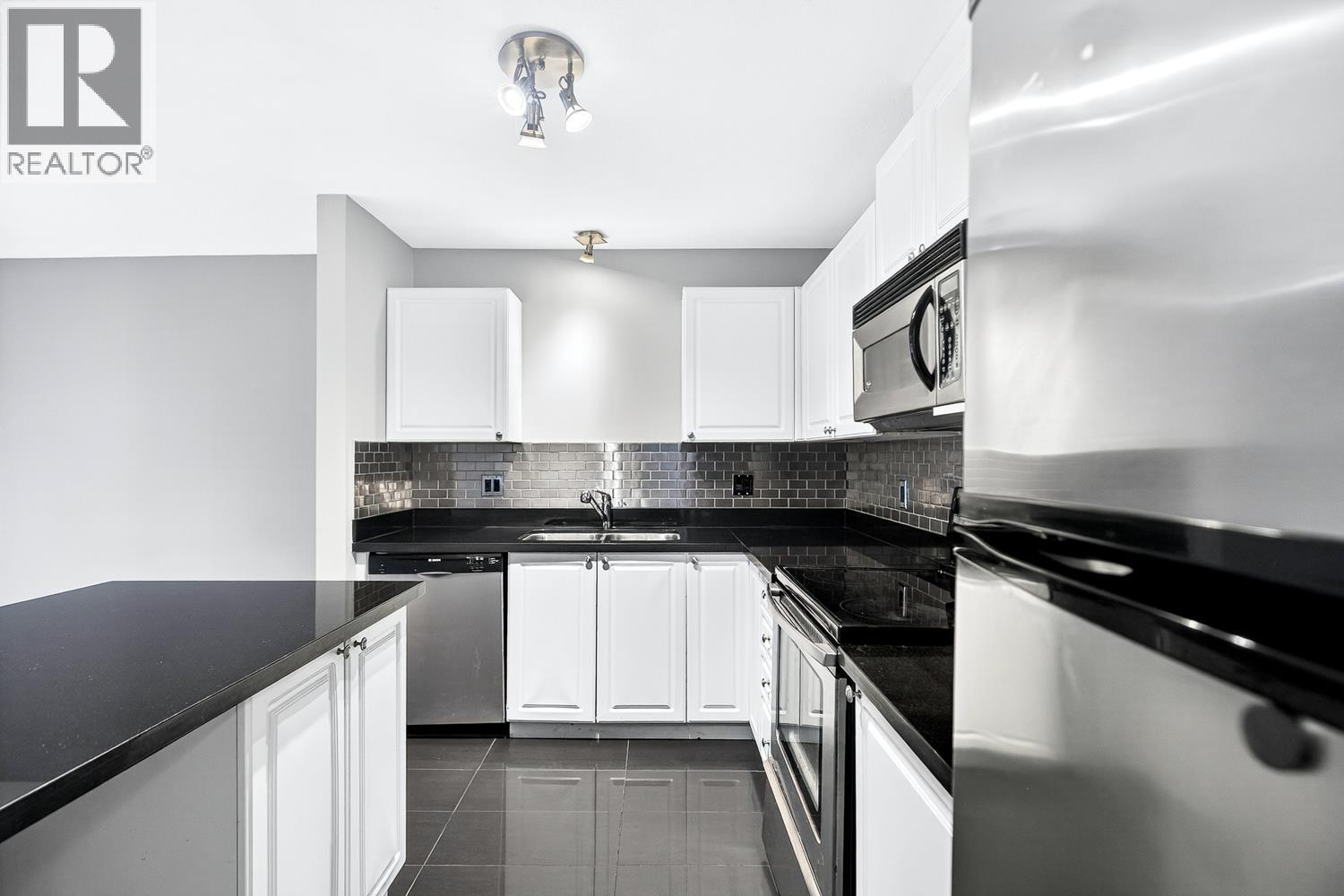 227 2551 PARKVIEW LANE, Port Coquitlam