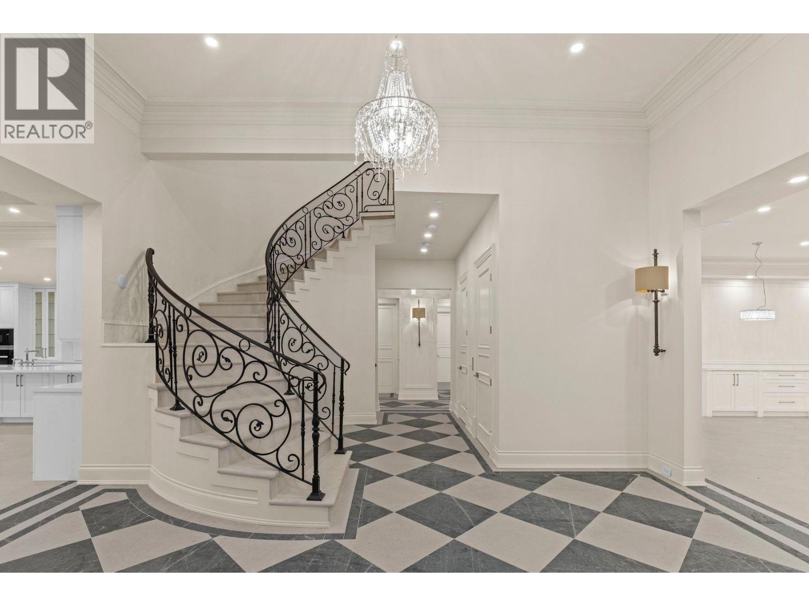 1445 SANDHURST PLACE, West Vancouver